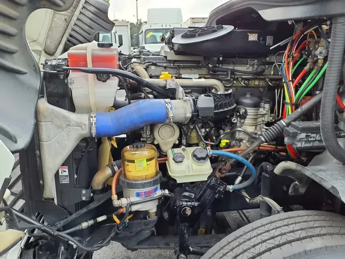 2019 FREIGHTLINER CASCADIA 125