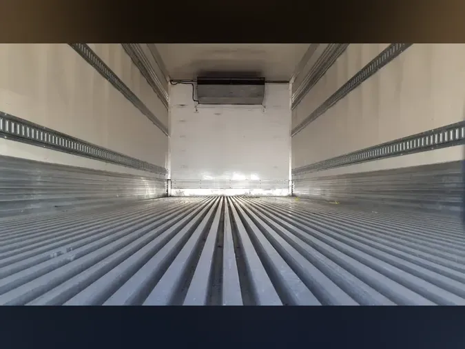 2019 FREIGHTLINER/MERCEDES M2 106