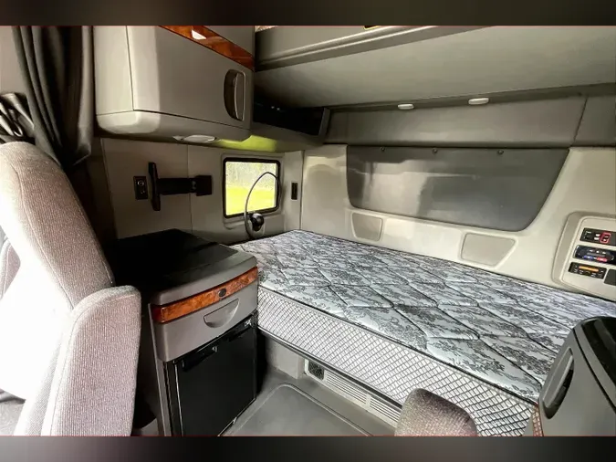 2021 INT LT625 6x4