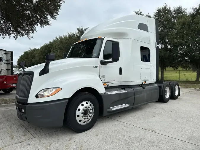 2021 International LT625b17c9f2c2821fe3389f9bc8d9e44b2d5