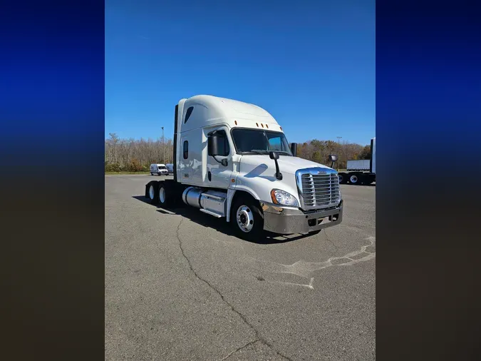 2019 FREIGHTLINER/MERCEDES CASCADIA 125