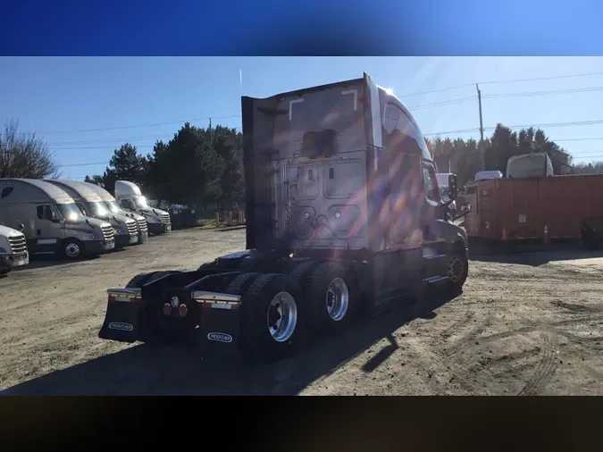 2022 Freightliner Cascadia