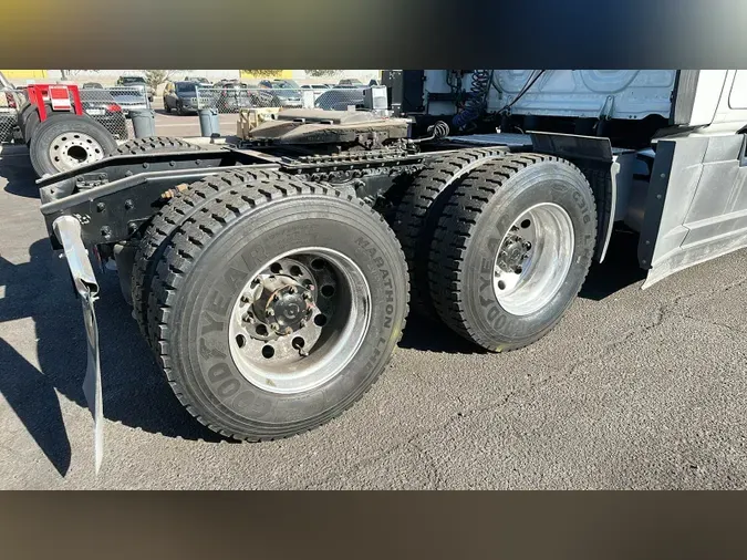 2021 Freightliner Cascadia 126