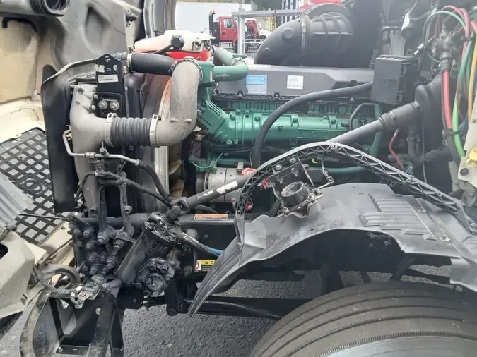 2016 VOLVO VNL42TRACTOR