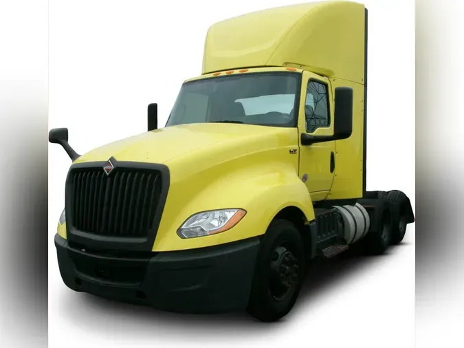 2023 International LT625b18628d40a8408369f6d5c3161852f3a