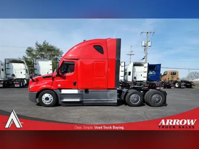 2023 FREIGHTLINER CA126