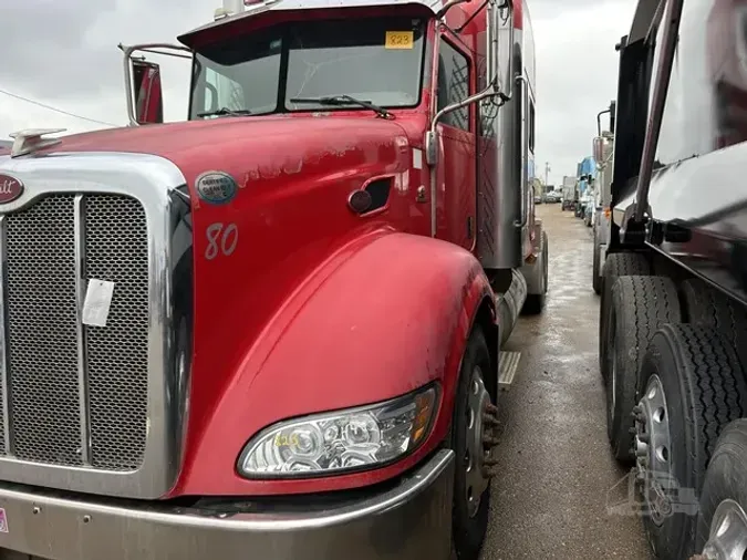 2009 PETERBILT 386