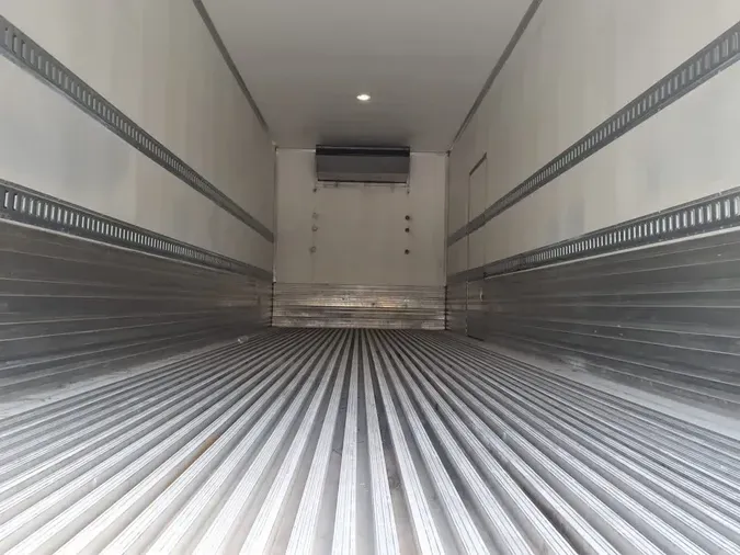 2020 FREIGHTLINER M2 106