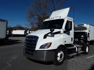 2020 FREIGHTLINER/MERCEDES NEW CASCADIA 116