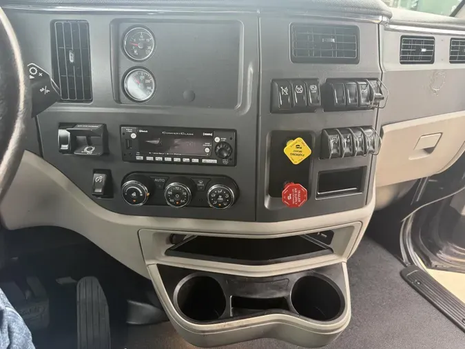 2022 Peterbilt 579b1921d304ec6a970dbda749f076e4bf2
