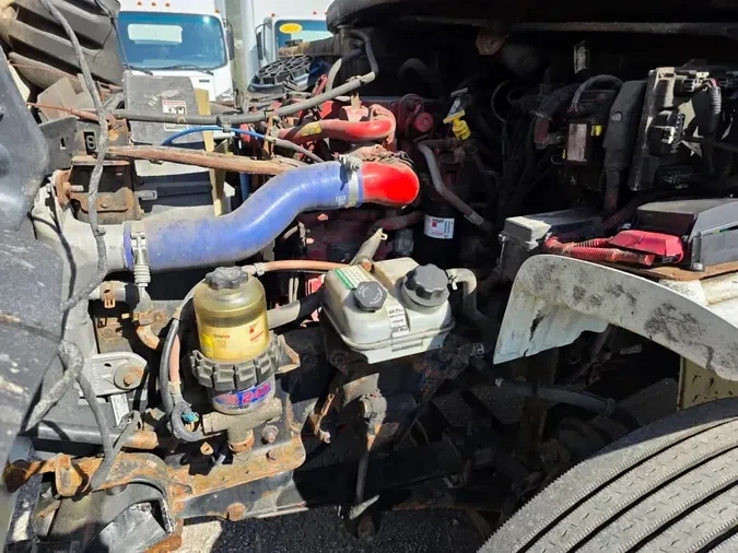 2019 FREIGHTLINER M2 106