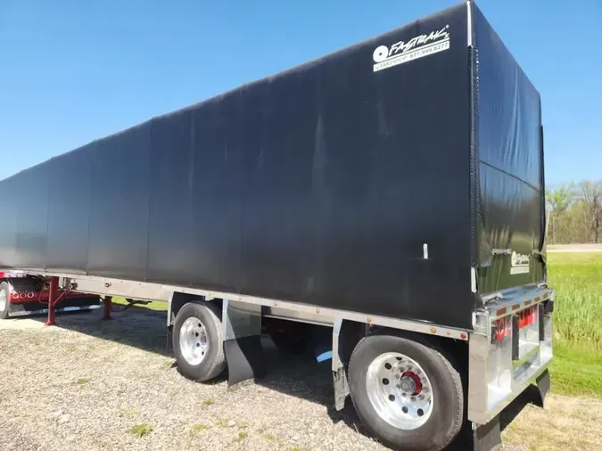 2006 BENSON FLATBEDb194dd0f72484b7fd9f39c353bef2adb