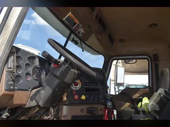 2007 MACK GRANITE CTP713