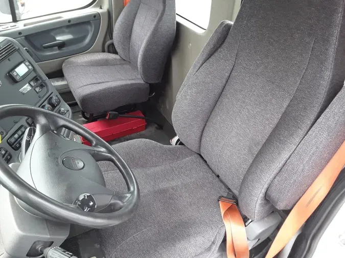 2018 FREIGHTLINER CASCADIA 125