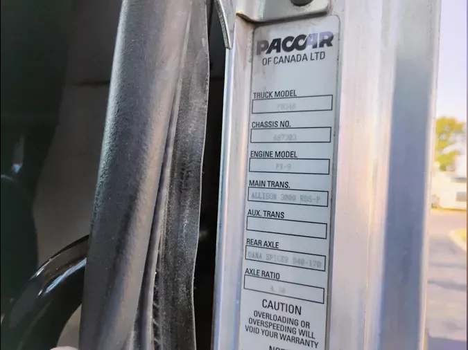 2020 Peterbilt 348b196d2f82656040b857bd4101df70546