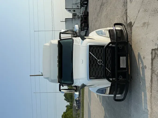 2019 Volvo VNL64T760