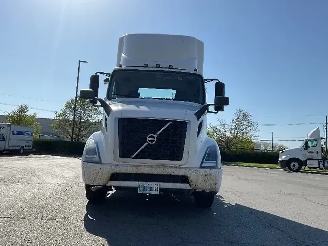 2019 Volvo VNR64300