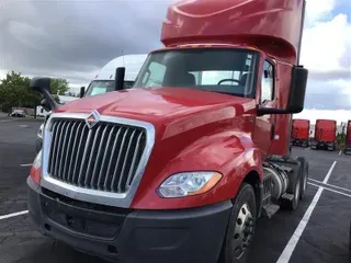 2018 INTL LT