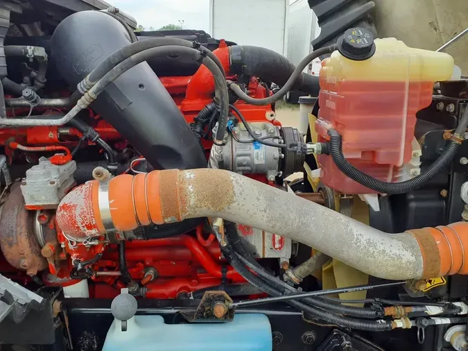 2019 NAVISTAR INTERNATIONAL LT625 DAYCAB T/A