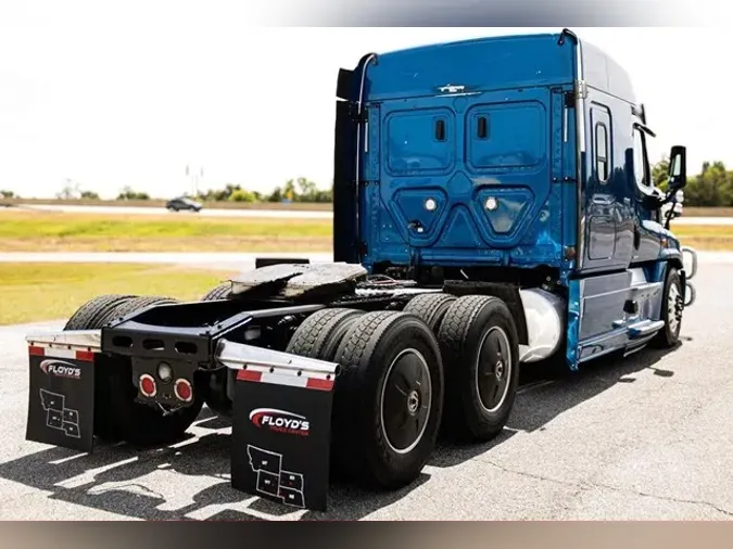 2019 FREIGHTLINER CASCADIA 125