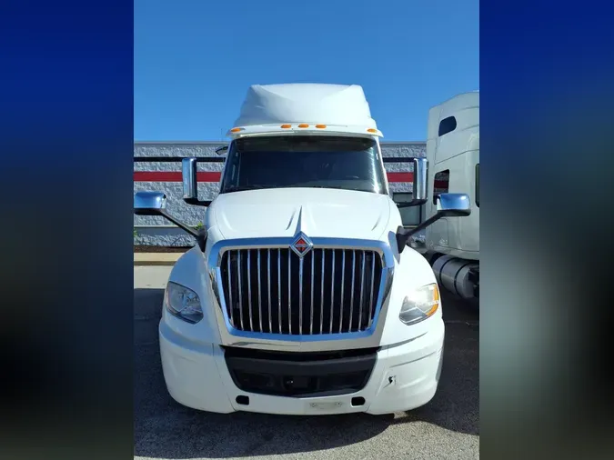 2019 NAVISTAR INTERNATIONAL LT625 SLPR CAB