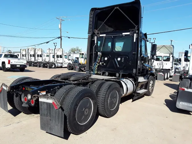 2019 FREIGHTLINER/MERCEDES CASCADIA 125