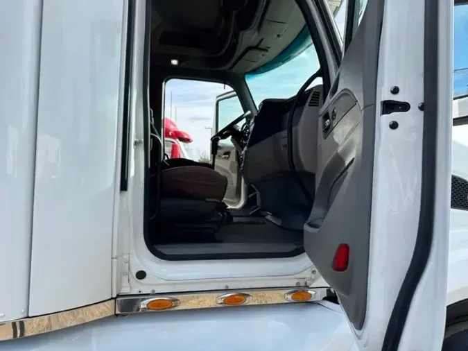 2019 Peterbilt 579