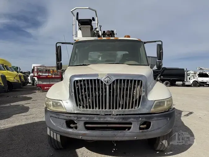 2006 INTERNATIONAL DURASTAR 4400