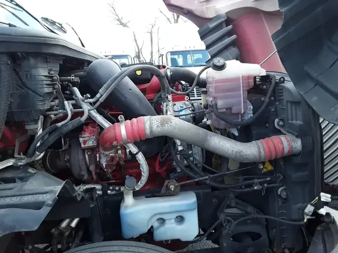 2020 NAVISTAR INTERNATIONAL LT625 SLPR CAB