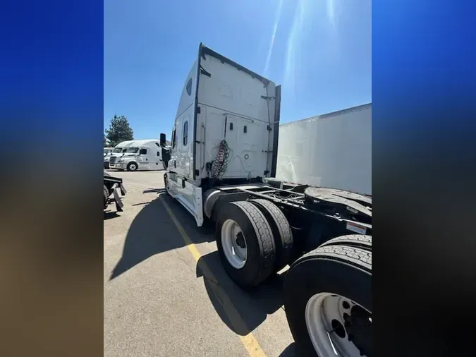 2022 FREIGHTLINER/MERCEDES NEW CASCADIA PX12664