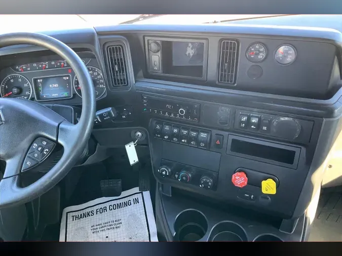 2021 INT LT625 6x4