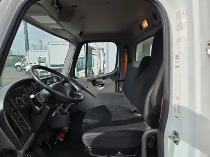 2019 FREIGHTLINER/MERCEDES M2 106