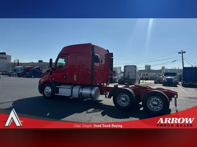 2019 FREIGHTLINER CA116