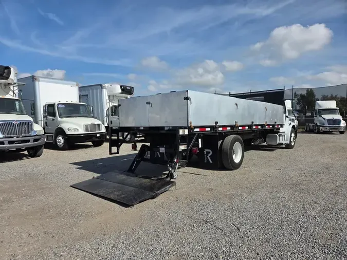 2019 FREIGHTLINER/MERCEDES M2 106