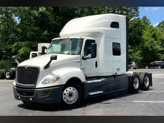 2022 INT LT625 6x4