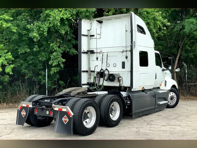 2021 INT LT625 6x4
