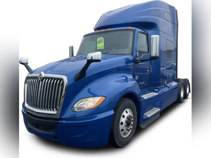 2020 International LT625