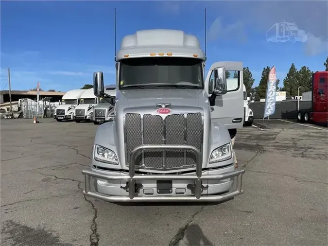 2019 PETERBILT 579