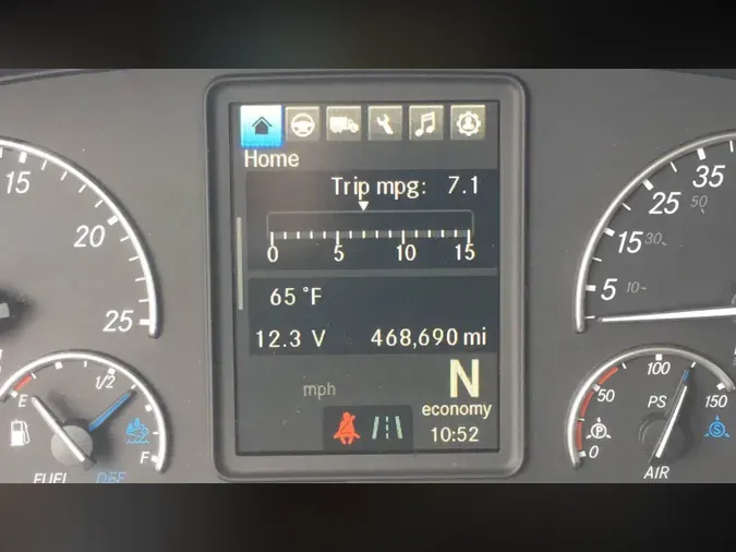 2020 Freightliner Cascadia 126