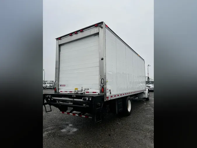 2016 FREIGHTLINER/MERCEDES M2 106