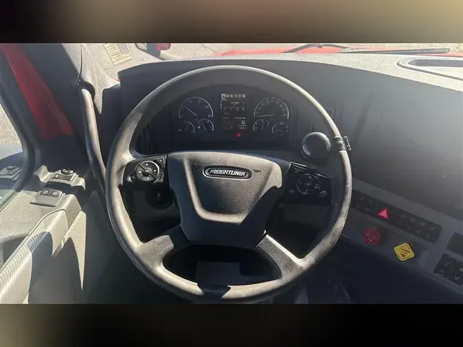 2020 FREIGHTLINER CASCADEVO1