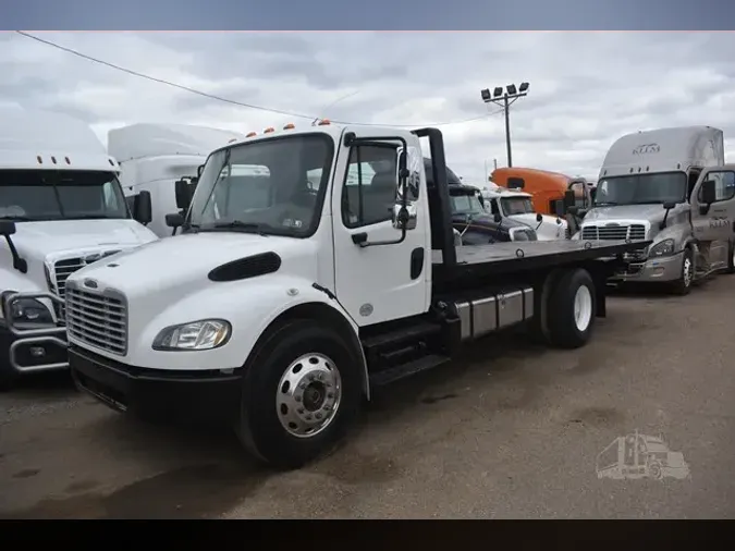 2016 FREIGHTLINER BUSINESS CLASS M2 106