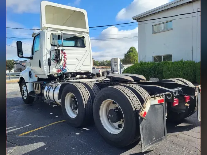 2019 NAVISTAR INTERNATIONAL LT625 DAYCAB T/A