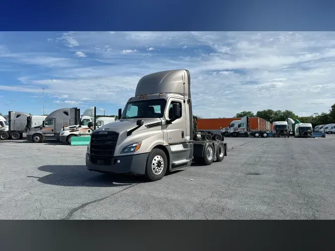 2020 Freightliner Cascadia 126b1d7ccd0332064a958cd2b1943bdf7c5