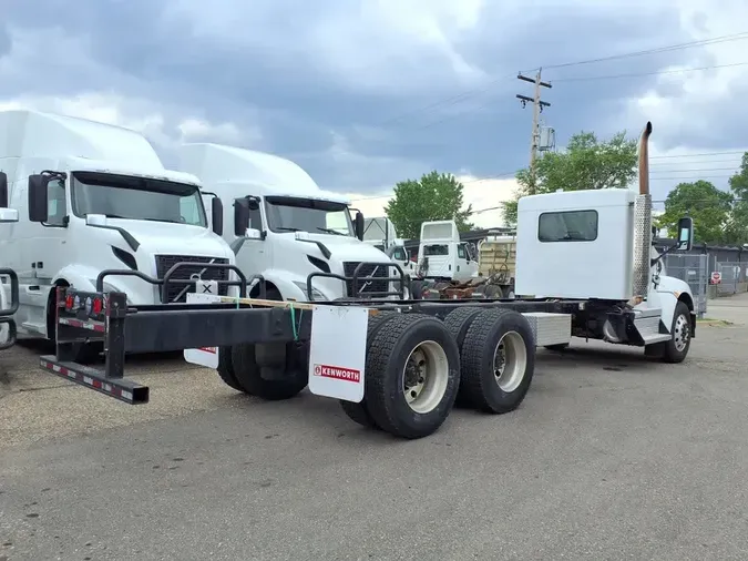 2020 KENWORTH TRUCKS T370