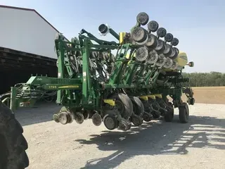 2016 John Deere 1795