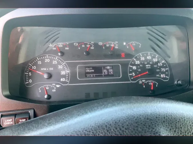 2020 INT MV607