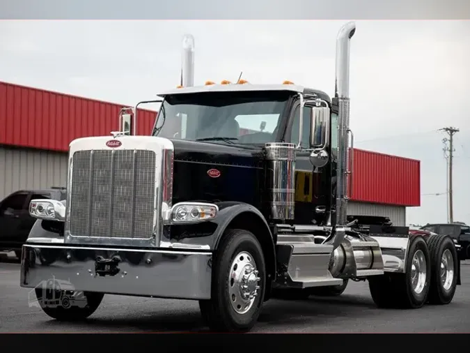 2025 PETERBILT 589