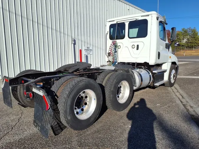 2018 FREIGHTLINER/MERCEDES CASCADIA 125b1e370d70ebda1e481dce60dfe626831