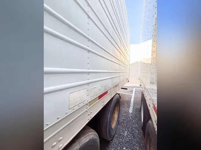 2005 UTILITY VS2RAb1e400fa4277dc559aa5861fb0d6d48b